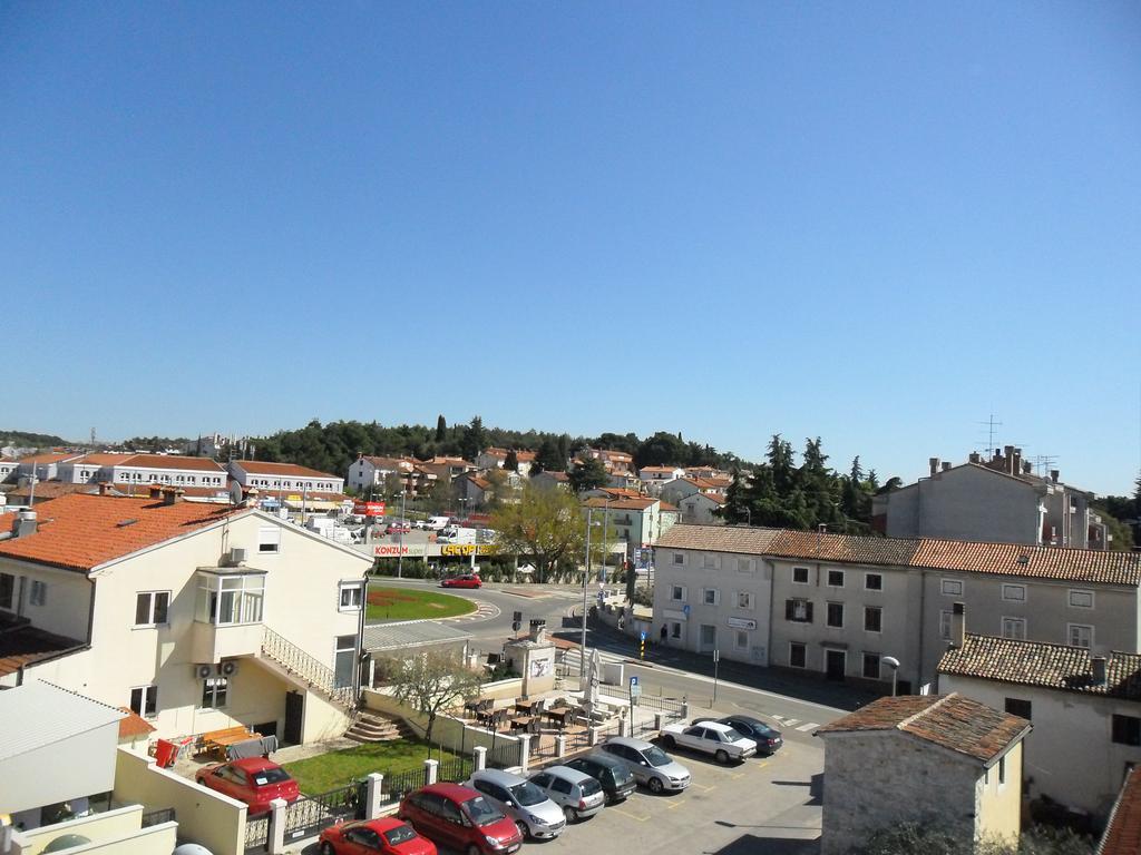Vile Park Apartments Porec Esterno foto