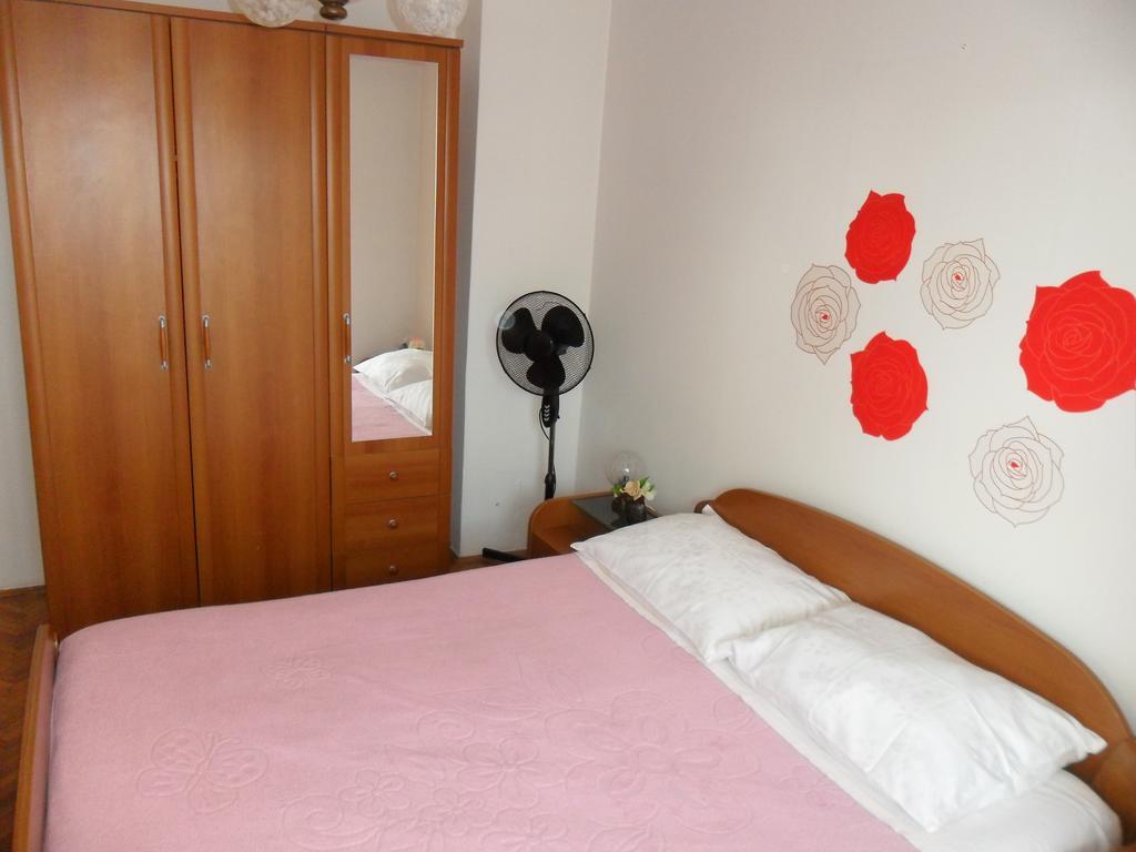 Vile Park Apartments Porec Esterno foto