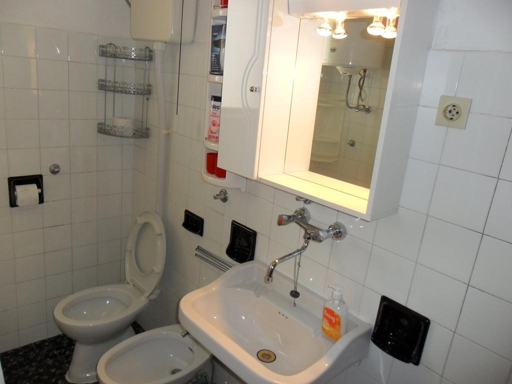 Vile Park Apartments Porec Esterno foto