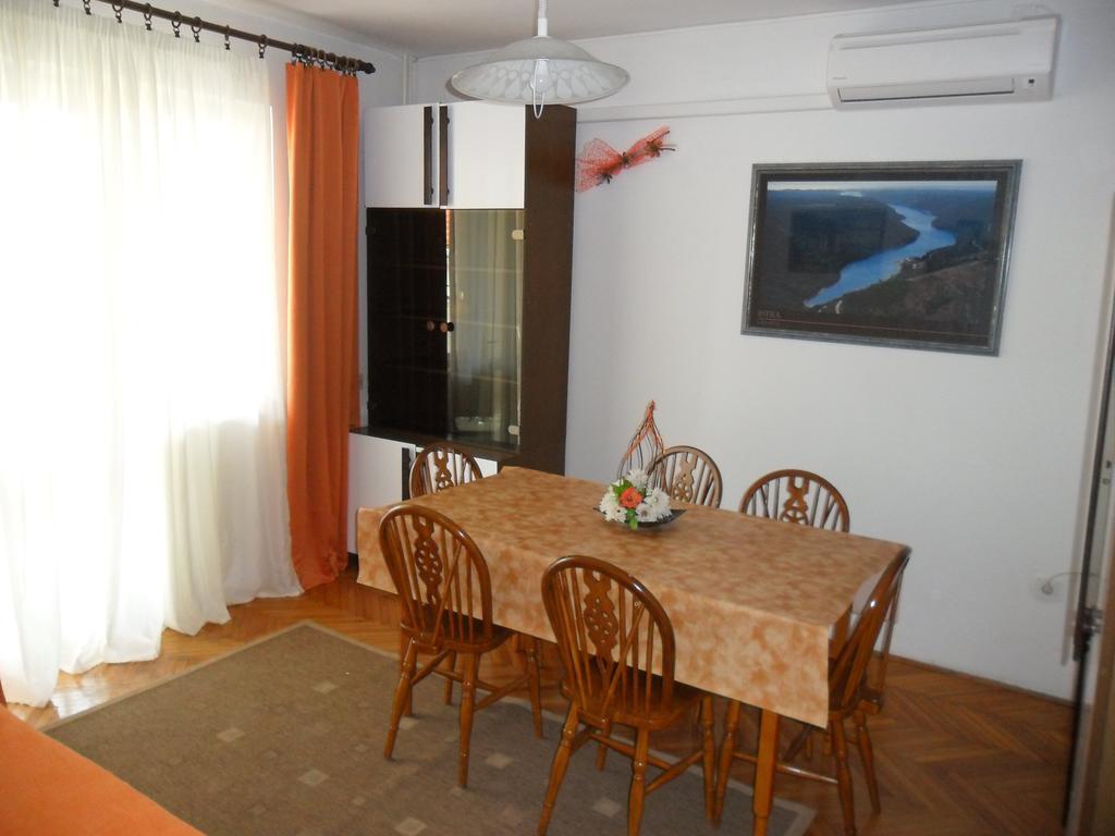 Vile Park Apartments Porec Esterno foto