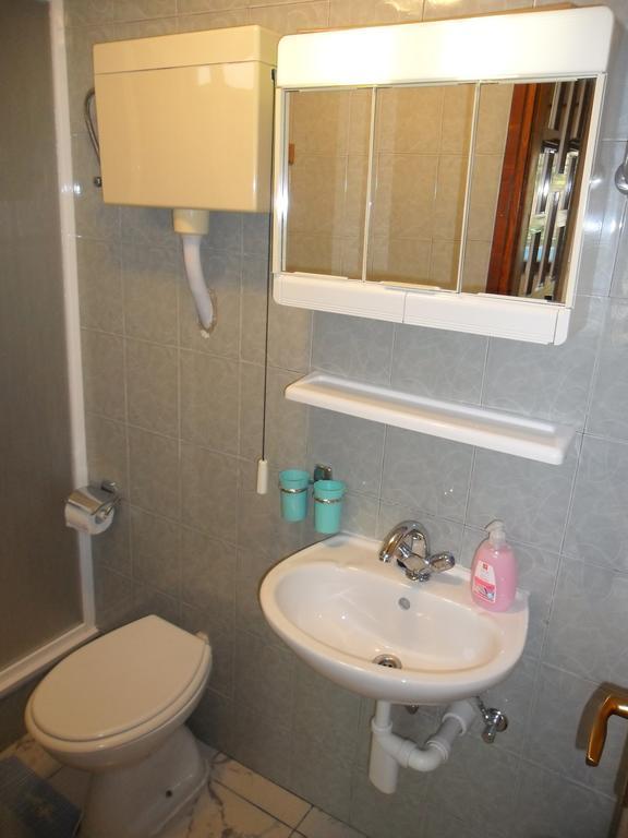 Vile Park Apartments Porec Esterno foto