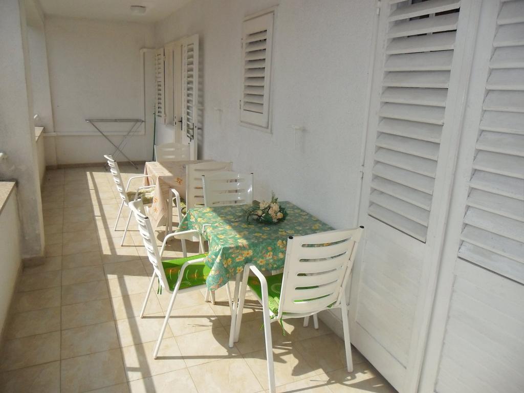 Vile Park Apartments Porec Esterno foto