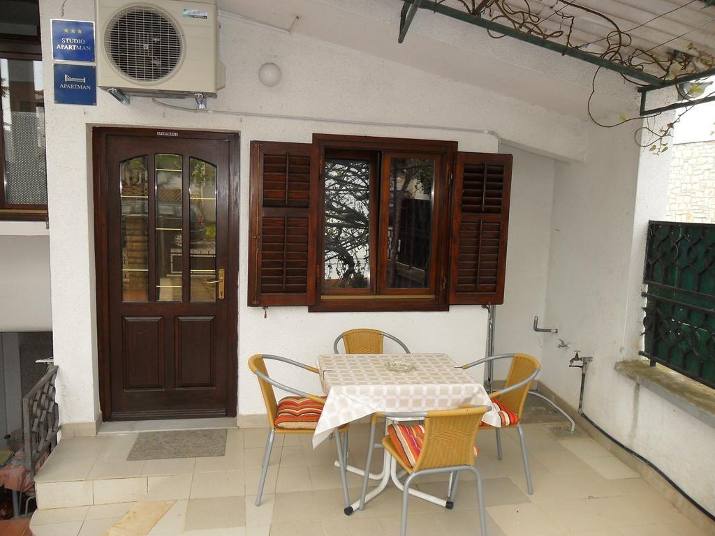 Vile Park Apartments Porec Esterno foto