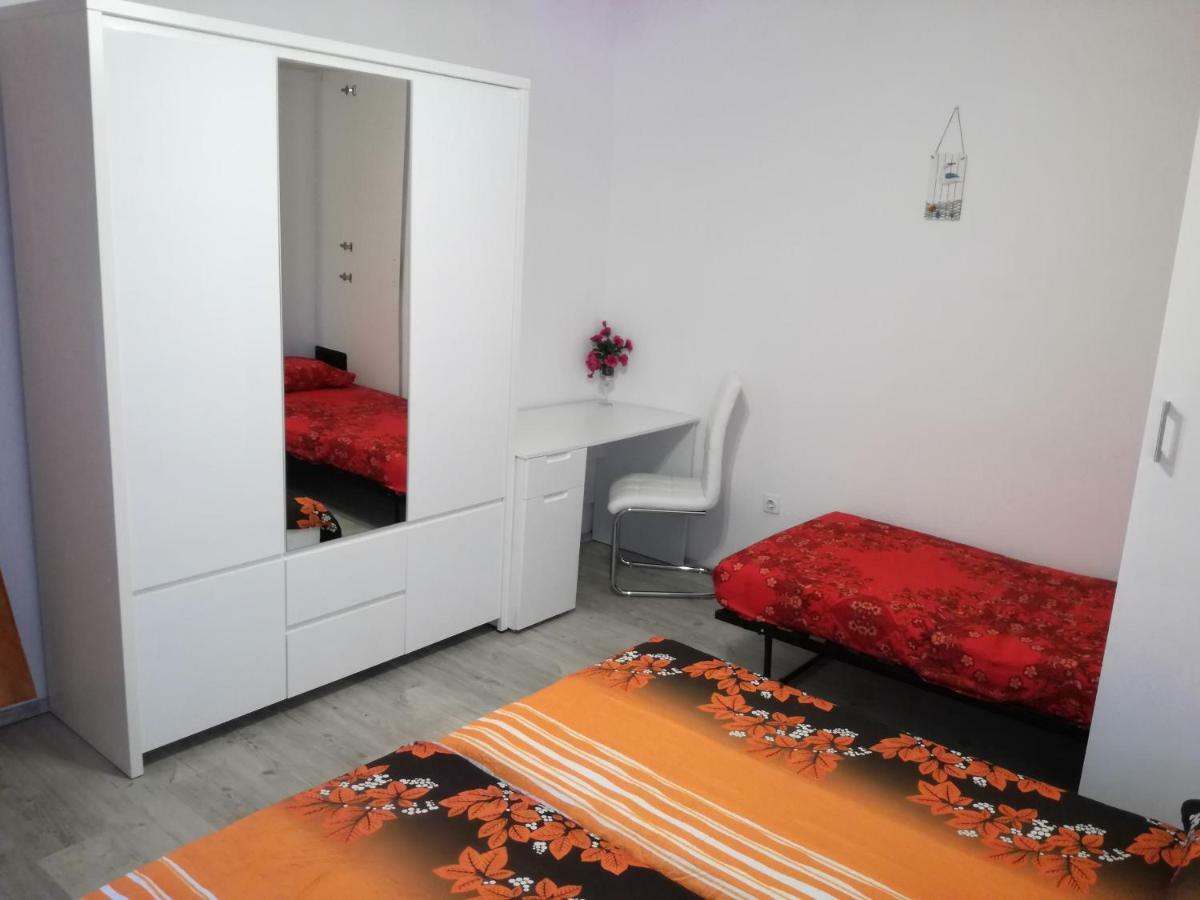 Vile Park Apartments Porec Esterno foto