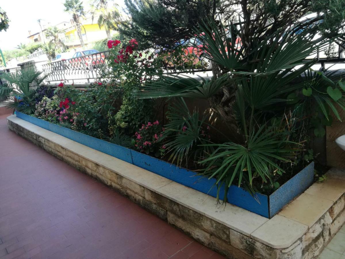 Vile Park Apartments Porec Esterno foto